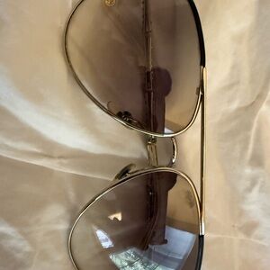 Silver Aviator Sunglasses - Gucci